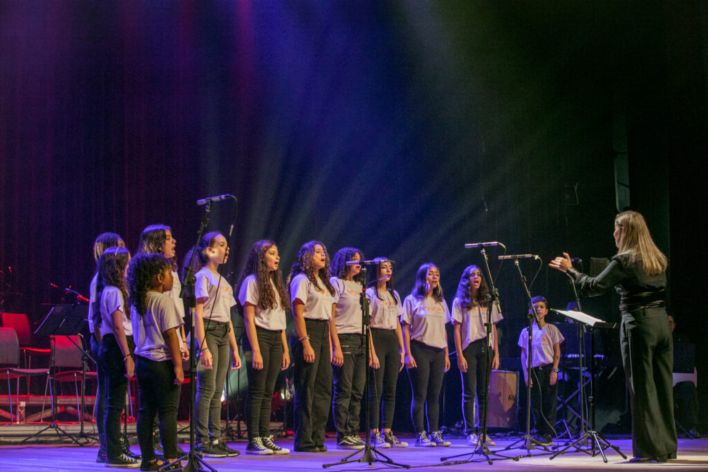 INSTITUTO TODOS DOS CANTOS